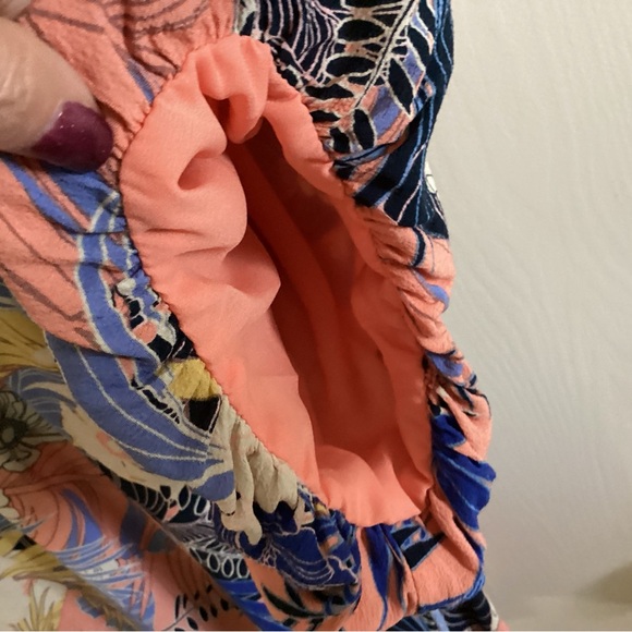 New— Sanctuary Tropical Floral Puffed-sleeve Blouse - Pink, Blue, Cream - Picture 5 of 5